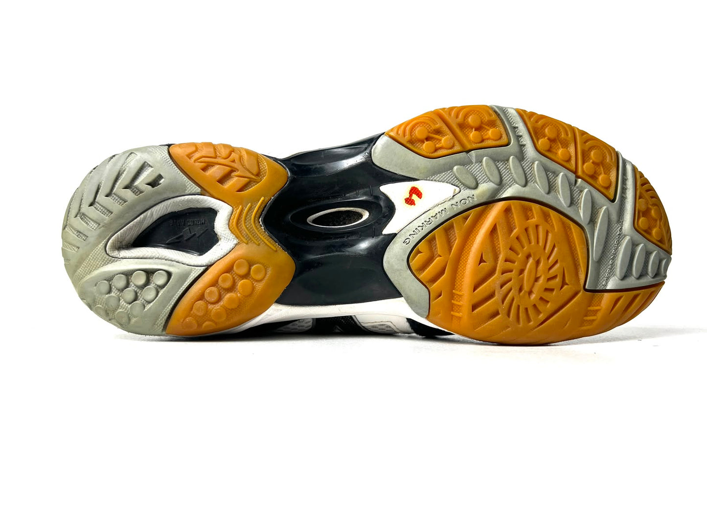 Mizuno Wave Hurricane 2 - Euro 38.5