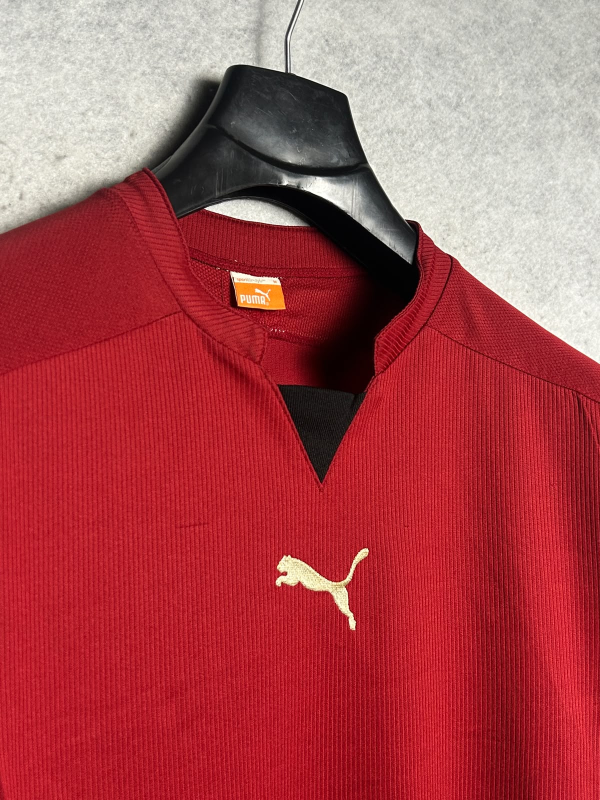 Puma Sport Life style Red V Neck - Medium