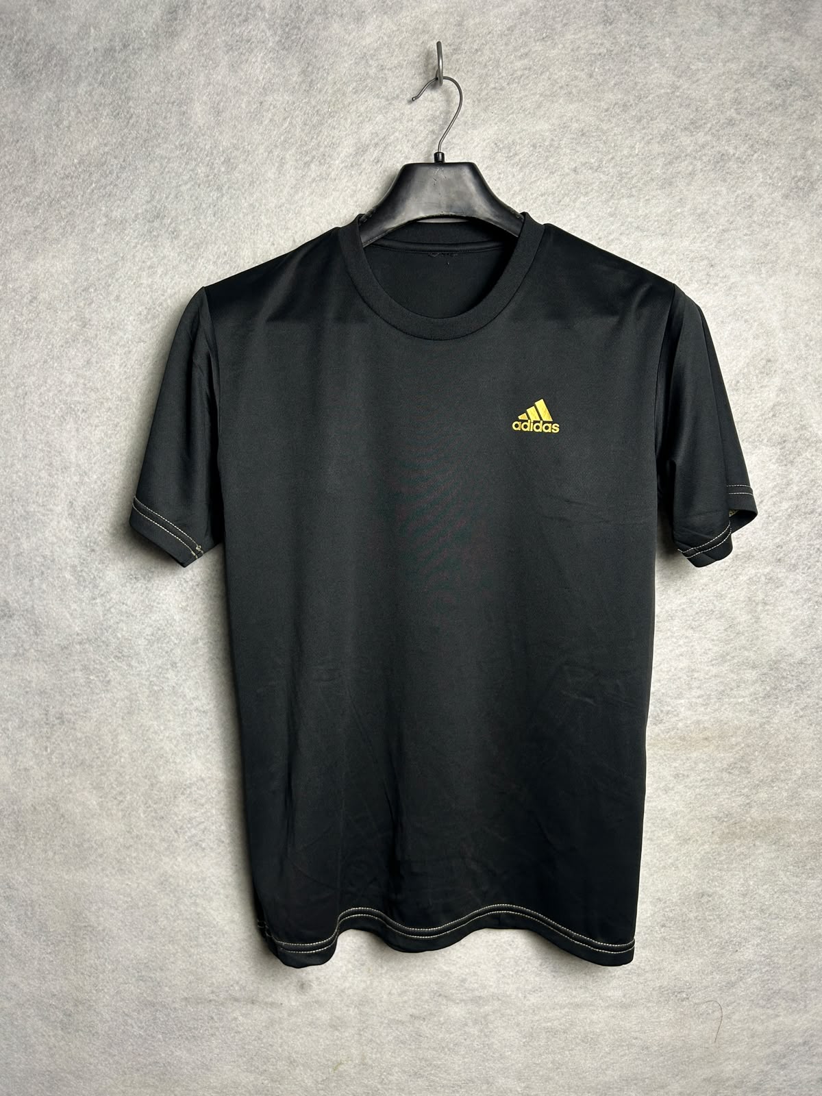 Adidas Black Round Neck - Small