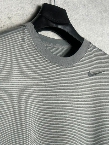 Nike Dri Fit Grey Round Neck - Small