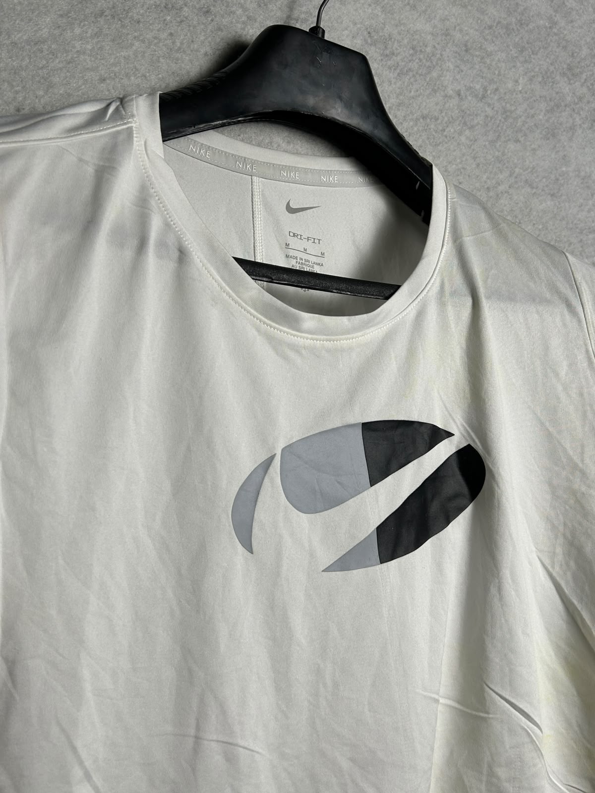 Nike White Dri Fit Training Top - Medium