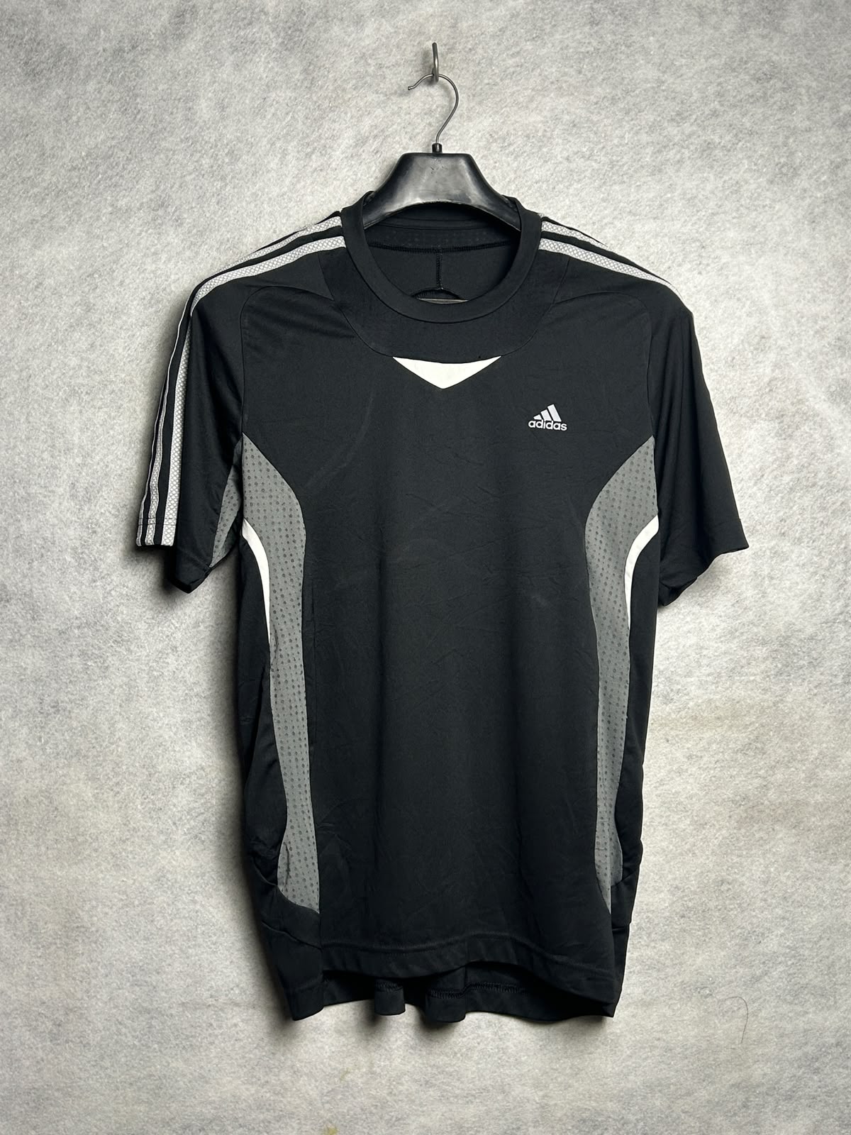 Adidas Black Round Neck - Medium