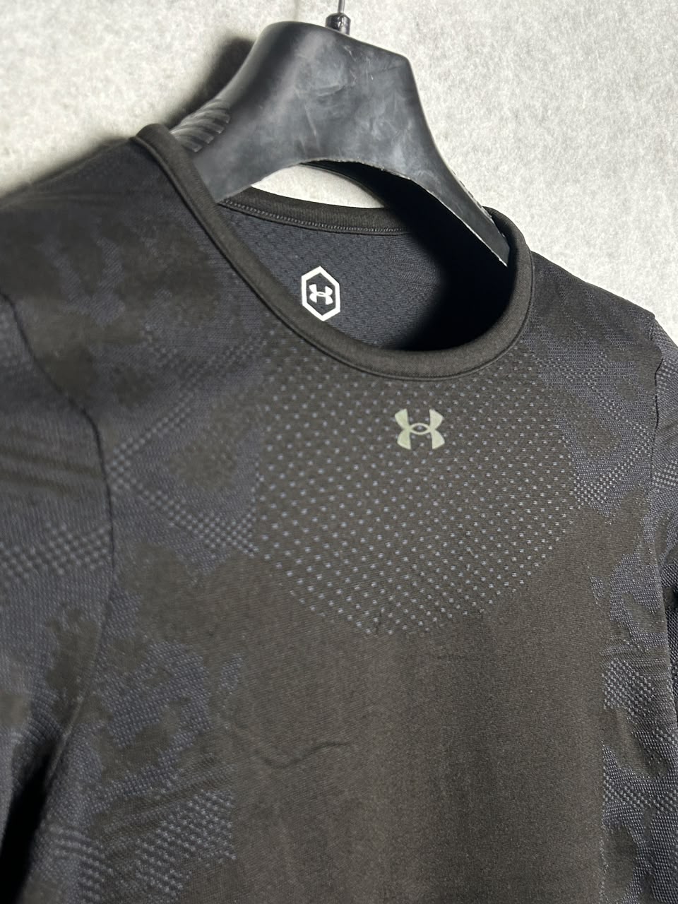 Under Armour Hea Gear Black - Small