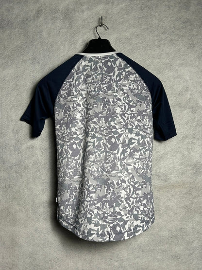 Head Round Neck - Medium