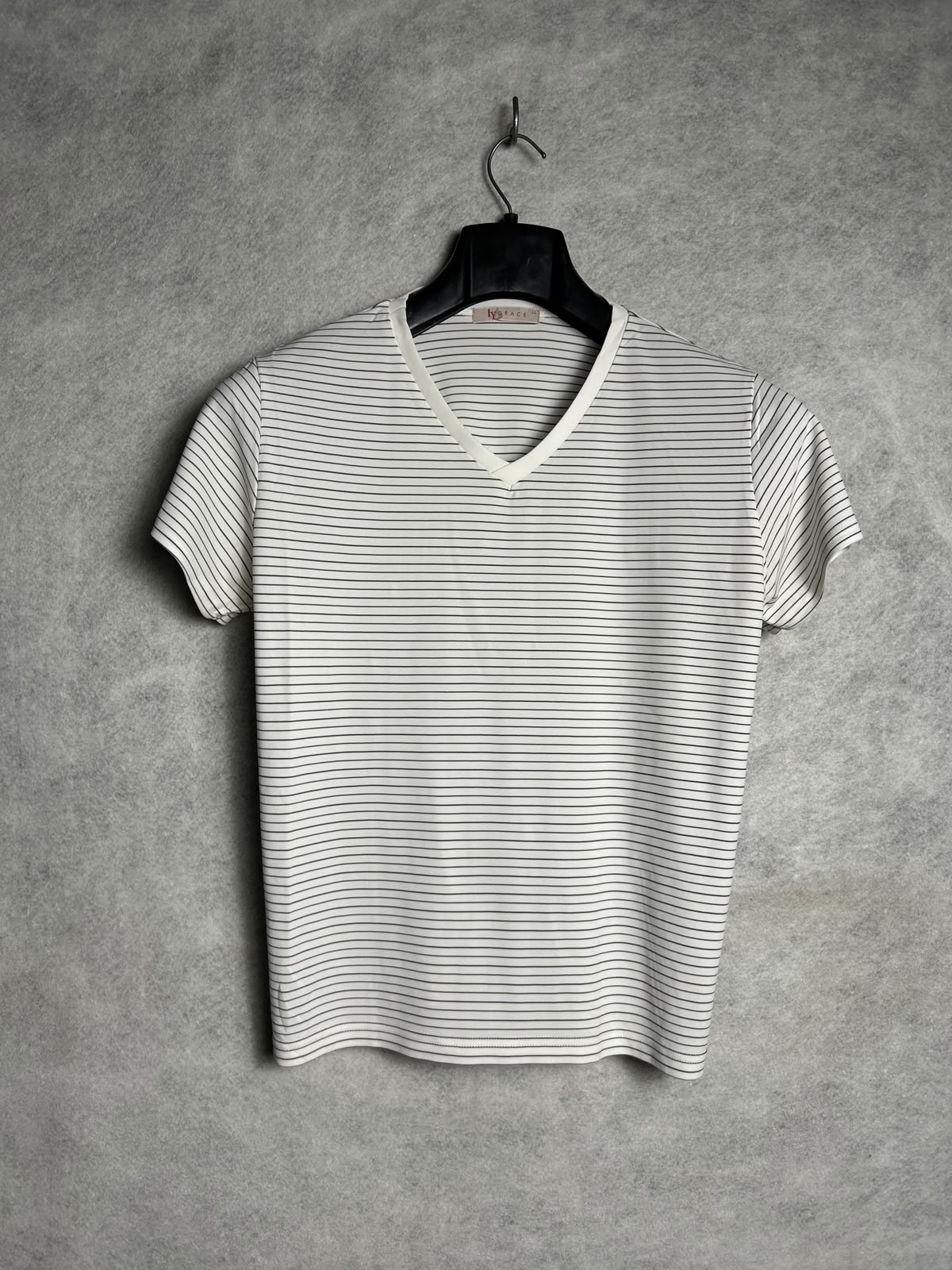 Iy Grace V Neck - XL